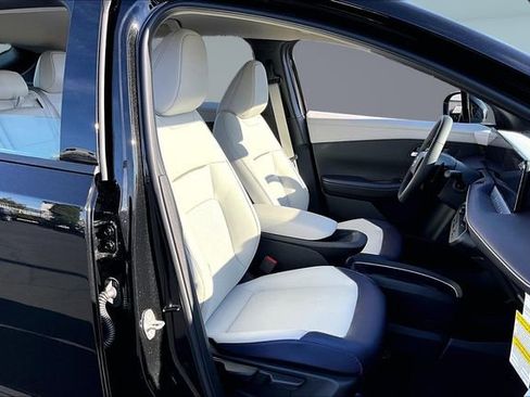 New 2026 Nissan Leaf SV+ image 10