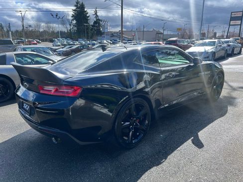 Used 2017 Chevrolet Camaro LT image 6