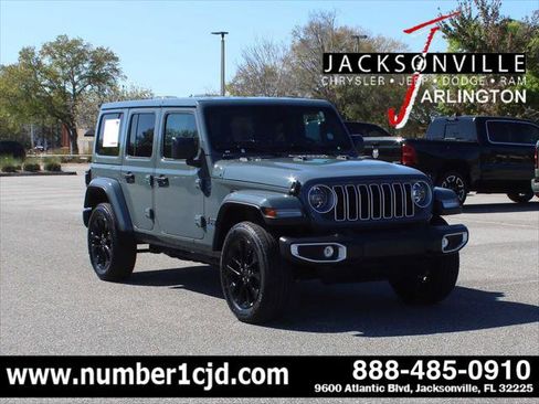 Certified 2025 Jeep Wrangler Unlimited Sahara w/ Safety Group AWD/4WD image 1