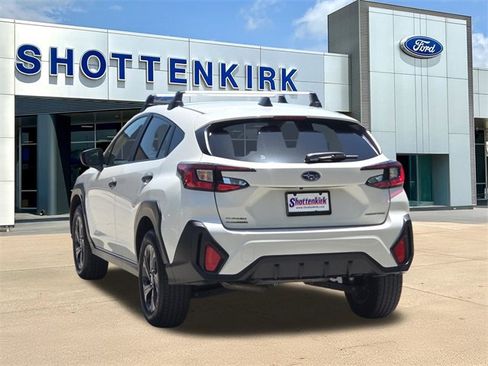 Used 2024 Subaru Crosstrek 2.0i image 6