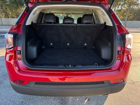 Used 2019 Jeep Compass Limited image 14