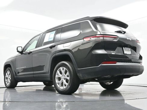 Used 2023 Jeep Grand Cherokee L Limited AWD/4WD image 56