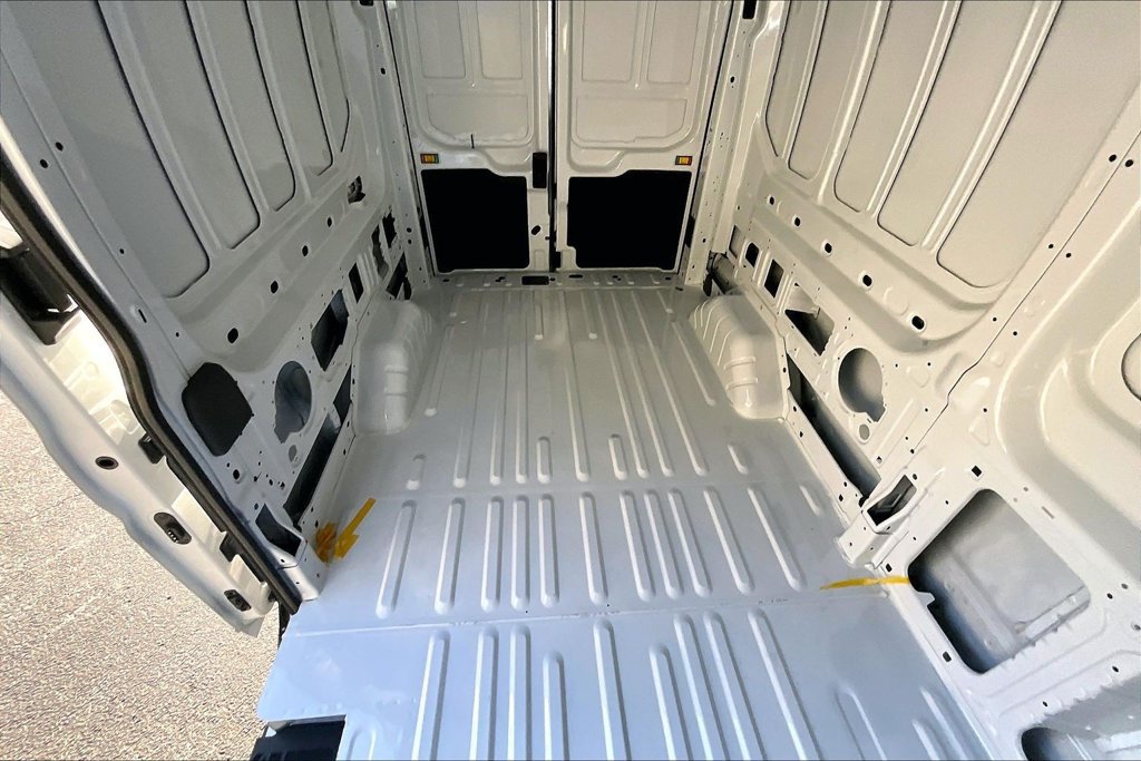 New 2026 Ford Transit 250 148 Medium Roof RWD image 10