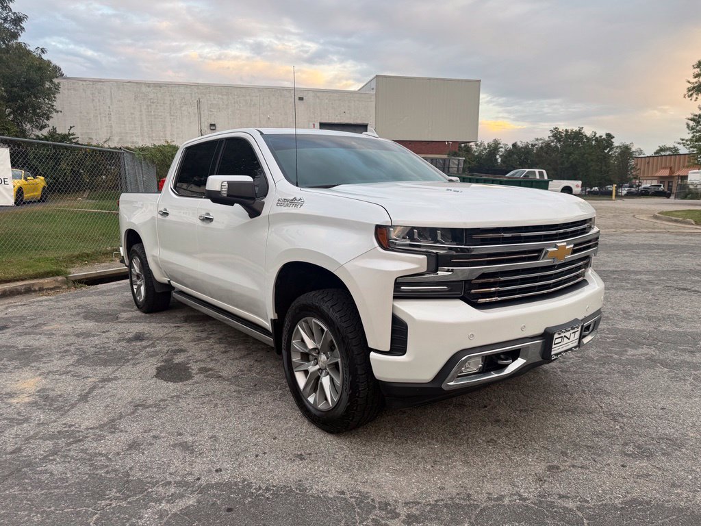 Used 2019 Chevrolet Silverado 1500 High Country w/ Technology Package AWD/4WD image 6