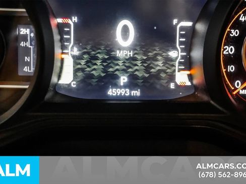 Used 2025 Jeep Wrangler Unlimited Sahara AWD/4WD image 50