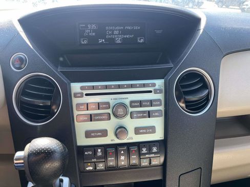 Used 2011 Honda Pilot EX image 13
