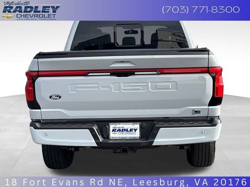 Used 2025 Ford F150 Lightning Lariat image 4