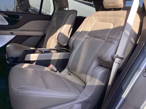 Used 2020 Lincoln Aviator Reserve w/ Equipment Group 202A AWD/4WD image 18