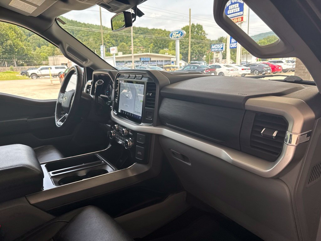 Used 2022 Ford F150 XLT w/ Equipment Group 302A High AWD/4WD image 17