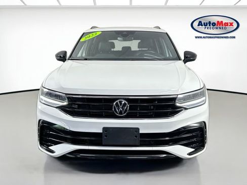 Used 2022 Volkswagen Tiguan SE R-Line AWD/4WD image 7