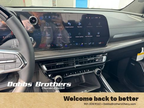 New 2026 Chevrolet Traverse High Country w/ LPO, Floor Liner Package FWD image 23