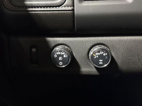 Used 2022 GMC Canyon Elevation w/ Trailering Package AWD/4WD image 18