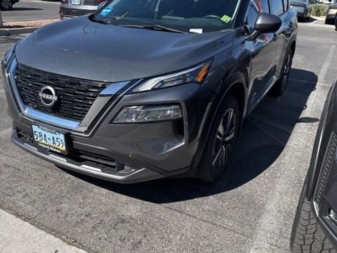 Used 2023 Nissan Rogue SL w/ SL Premium Package image 1