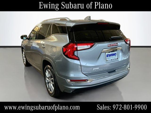 Used 2023 GMC Terrain Denali w/ Denali Premium Package AWD/4WD image 5
