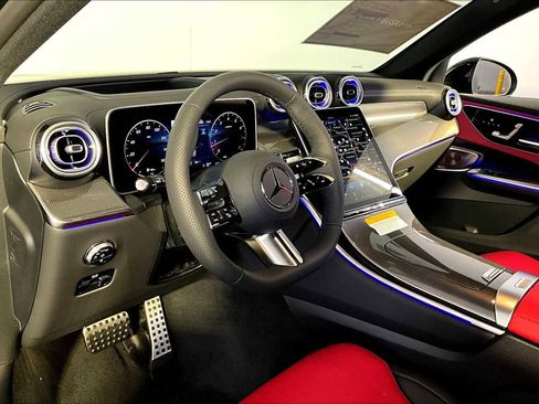 New 2026 Mercedes-Benz GLC 300 4MATIC image 9