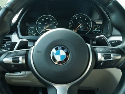 Used 2018 BMW X6 sDrive35i RWD image 14