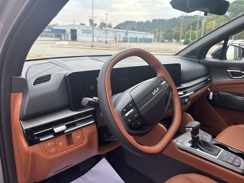 New 2026 Kia Sportage X-Line w/ X-Line Technology Package image 27