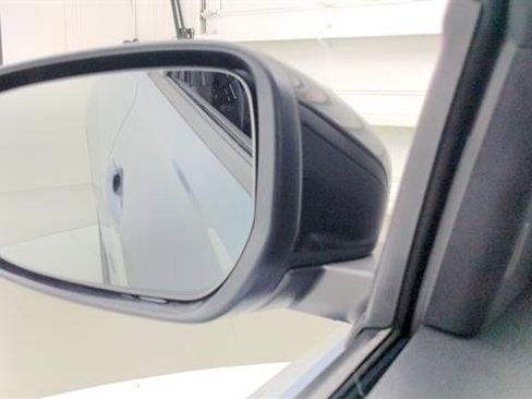 Certified 2023 Nissan Kicks SR image 15