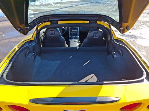 Used 2005 Chevrolet Corvette w/ Preferred Equipment Group image 29
