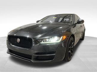 Used 2017 Jaguar XE Prestige RWD video 1
