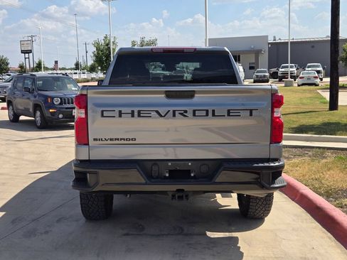Used 2025 Chevrolet Silverado 1500 Custom Trail Boss AWD/4WD image 5