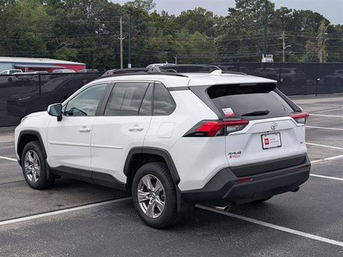 Certified 2022 Toyota RAV4 XLE image 4