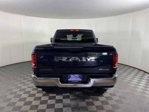 Used 2026 RAM 2500 Big Horn AWD/4WD image 8