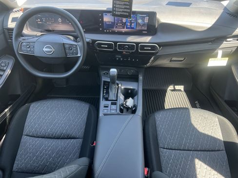 New 2026 Nissan Sentra SV FWD image 2