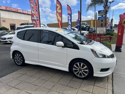 Used 2012 Honda Fit Sport image 9