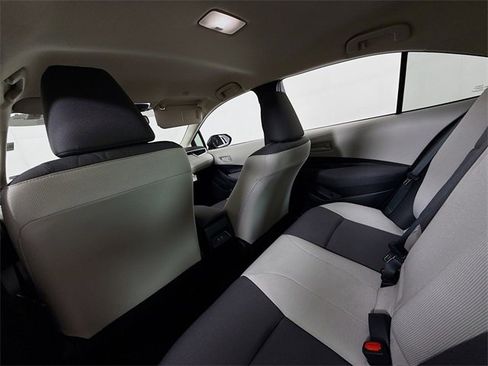 Certified 2025 Toyota Corolla LE image 10