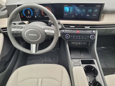 New 2025 Hyundai Sonata SEL image 24
