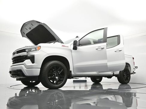 Used 2022 Chevrolet Silverado 1500 RST w/ Z71 Off-Road Package image 48