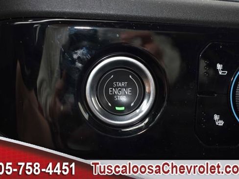 Used 2023 Chevrolet Silverado 1500 LT AWD/4WD image 35