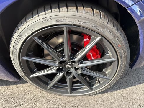 New 2026 Toyota GR86 Premium RWD image 7
