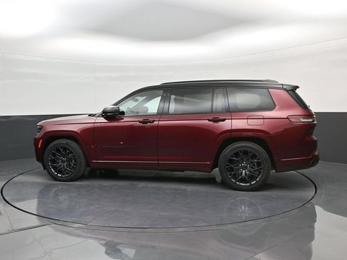 Used 2025 Jeep Grand Cherokee L Summit AWD/4WD image 5