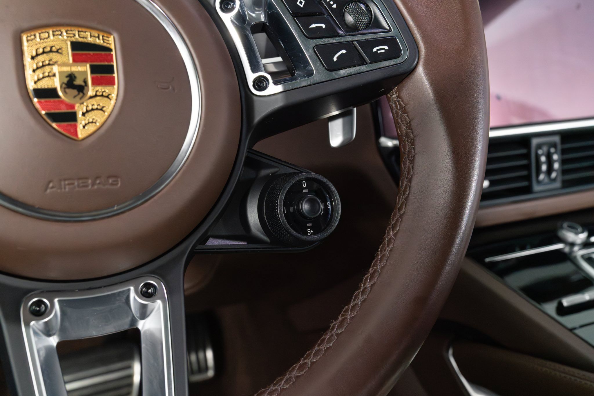 Used 2022 Porsche Cayenne Turbo AWD/4WD image 42