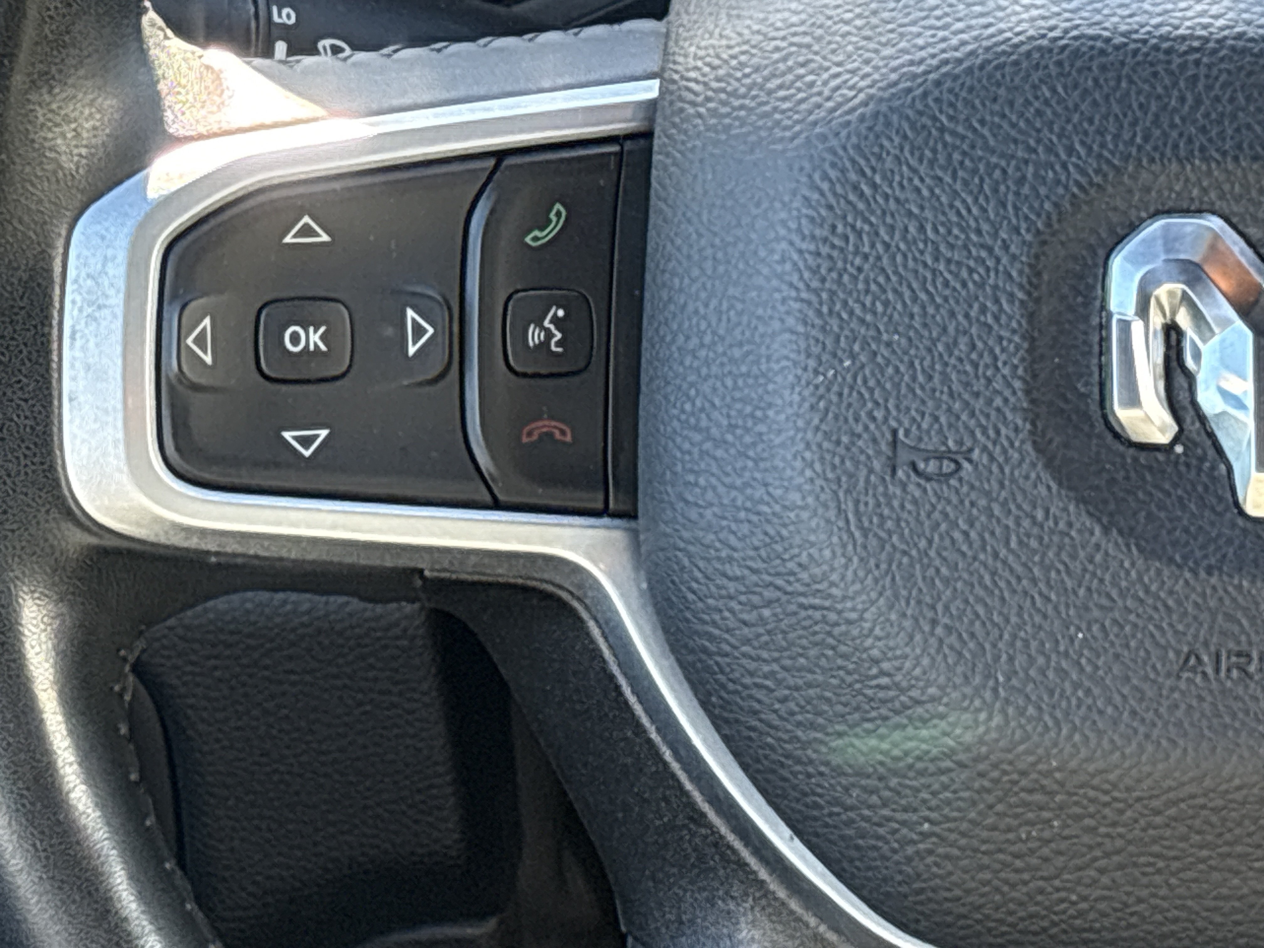 Used 2023 RAM 1500 Big Horn AWD/4WD image 18