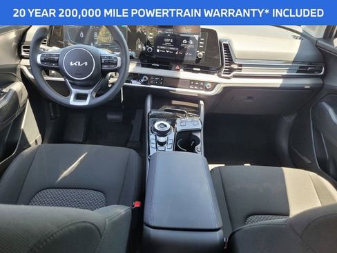 New 2025 Kia Sportage LX image 7