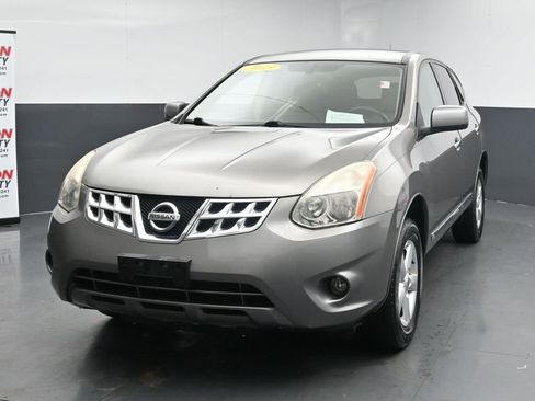 Used 2013 Nissan Rogue S w/ Special Edition Pkg image 4