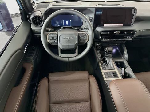 Used 2025 Toyota Land Cruiser w/ Premium Package image 10