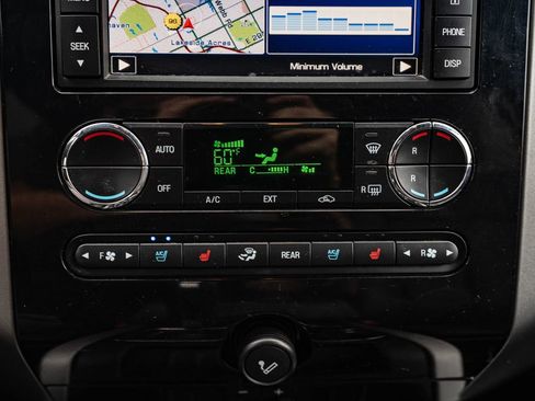 Used 2014 Ford Expedition EL Limited w/ Equipment Group 301A AWD/4WD image 38
