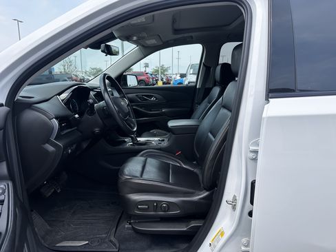 Used 2021 Chevrolet Traverse Premier w/ Redline Edition AWD/4WD image 8