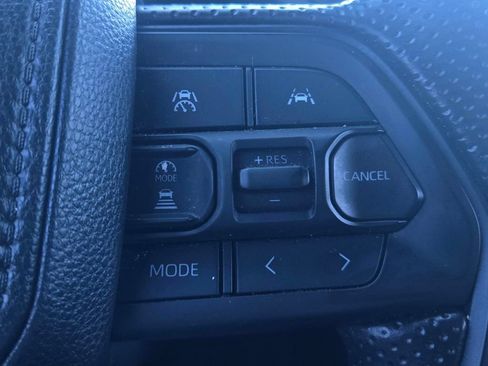 Used 2024 Toyota Tacoma SR5 AWD/4WD image 21