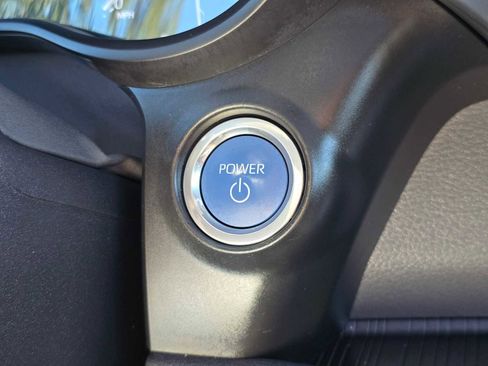 Used 2024 Toyota Sienna XLE Woodland Edition AWD/4WD image 35