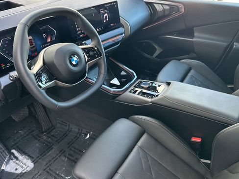 Used 2025 BMW X3 xDrive30i image 9