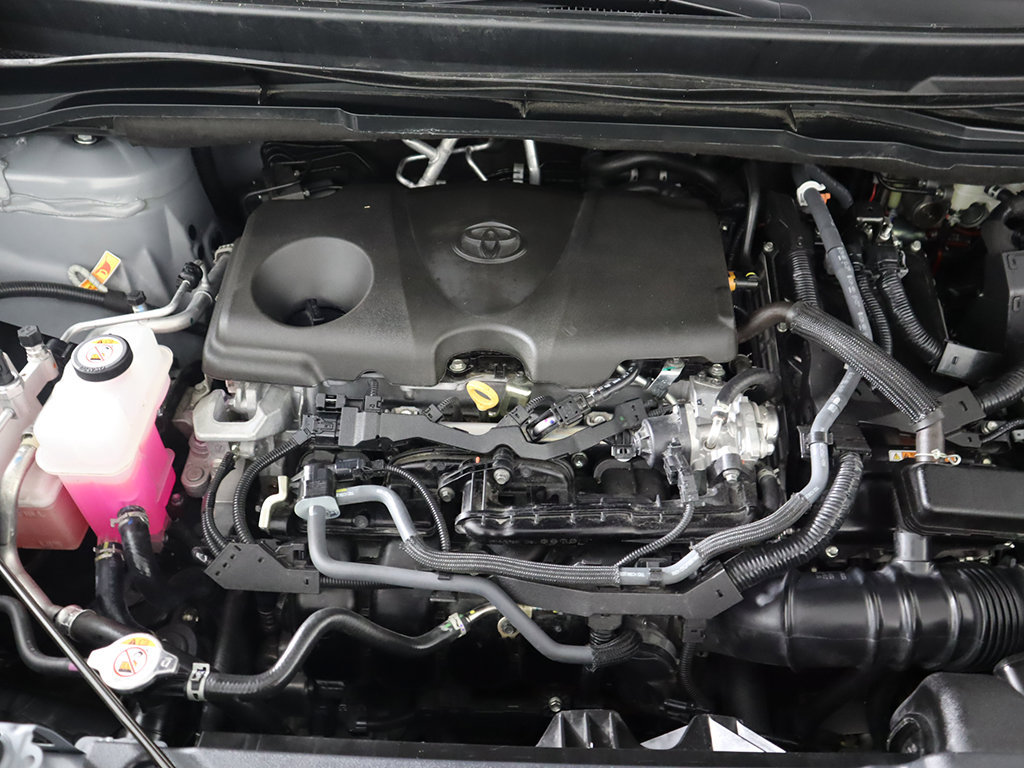Used 2025 Toyota Sienna XSE FWD image 23