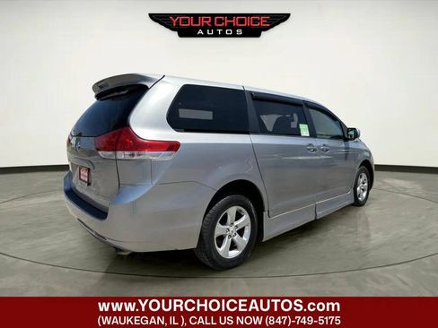 Used 2011 Toyota Sienna LE FWD image 6