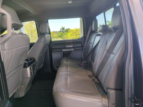 Used 2015 Ford F150 Lariat w/ Equipment Group 502A Luxury image 14