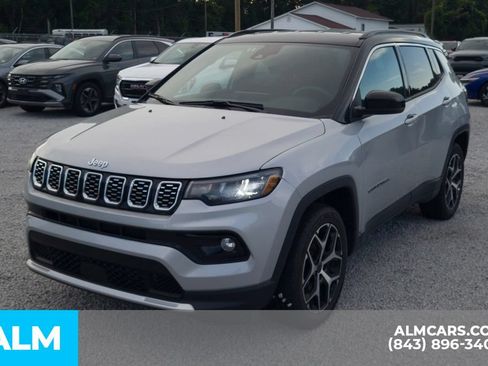 Used 2025 Jeep Compass Limited AWD/4WD image 23