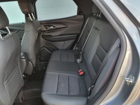 Used 2023 Chevrolet TrailBlazer RS w/ Convenience Package AWD/4WD image 11